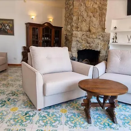 Panoramic Views - Seafront - Terrace -bbq Apartment